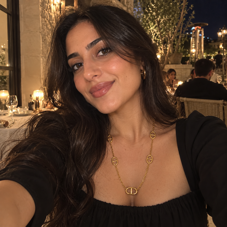 ROSAVIENA UGC jewelry customer photo 6