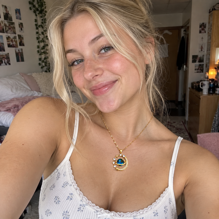 ROSAVIENA UGC jewelry customer photo 8